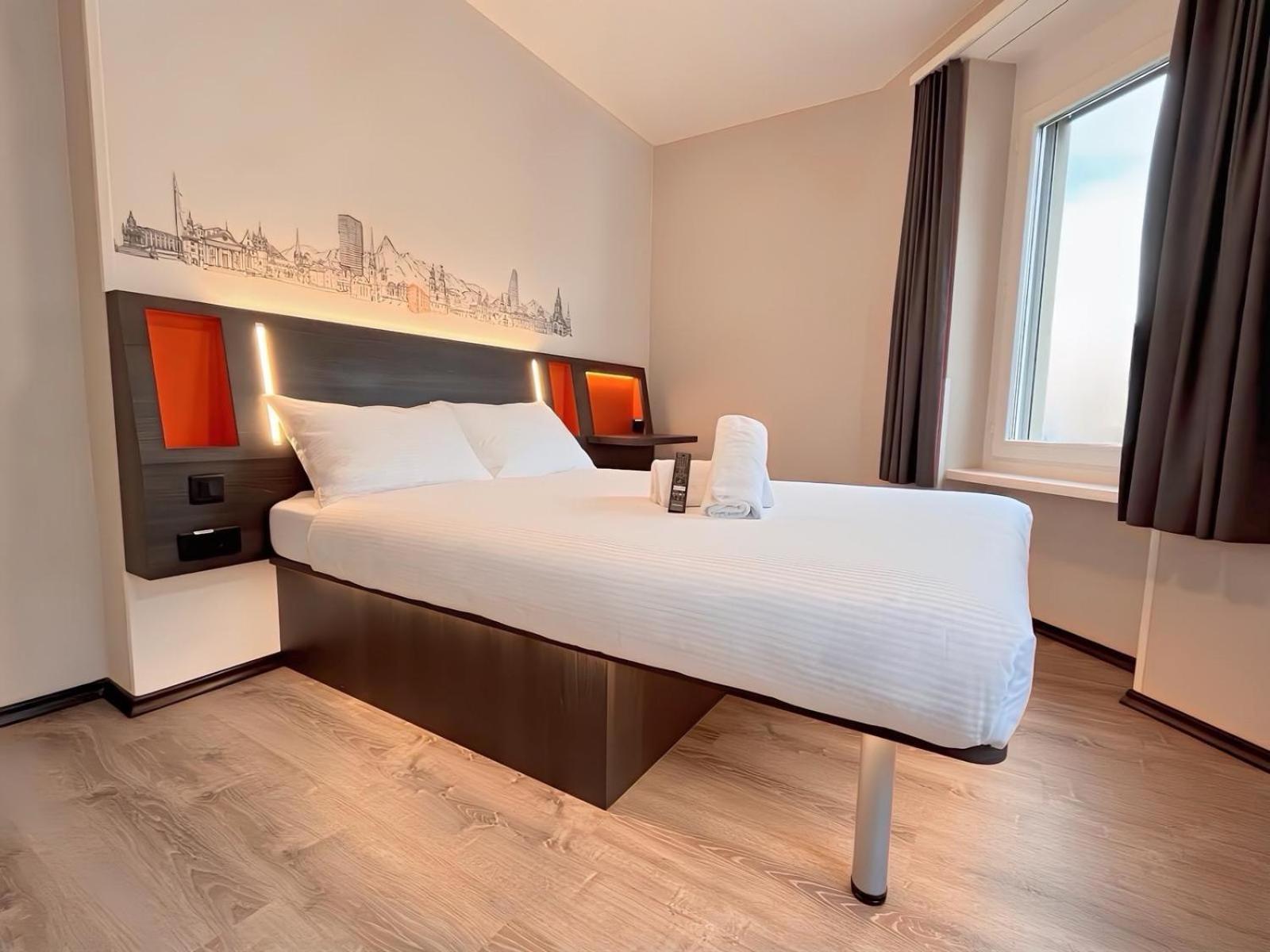 Easyhotel Zuerich Main Station מראה חיצוני תמונה