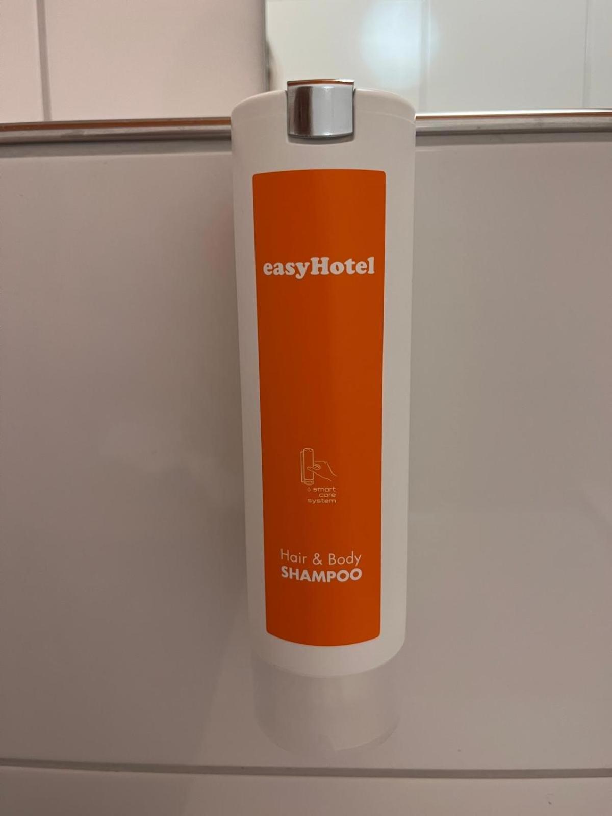 Easyhotel Zuerich Main Station מראה חיצוני תמונה