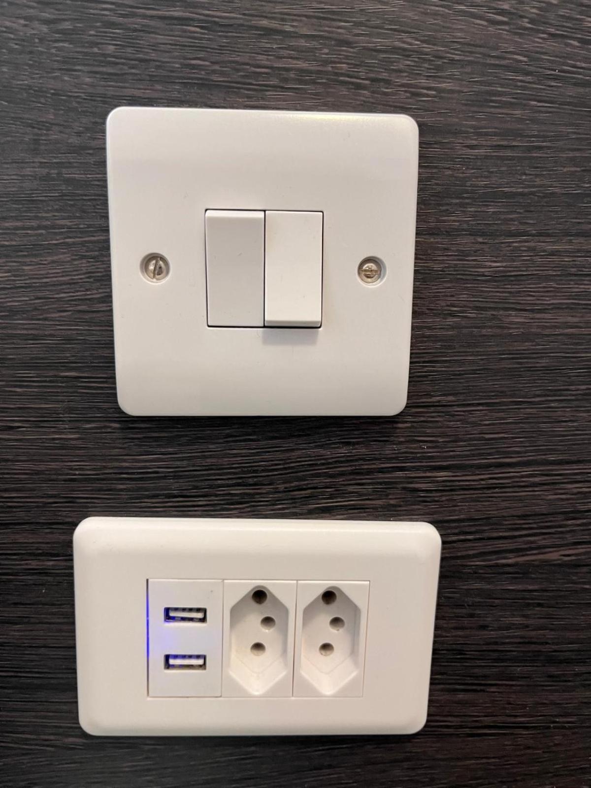 Easyhotel Zuerich Main Station מראה חיצוני תמונה